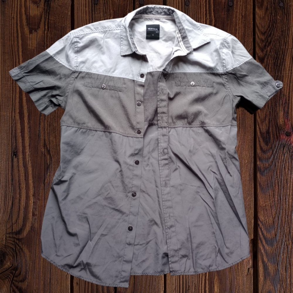 Vertical Sport Outdoors Button Down